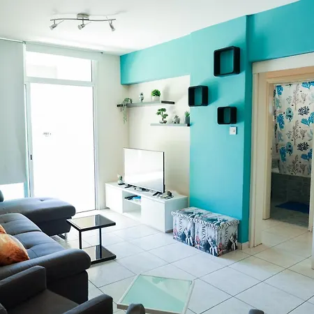 Mackenzie 101 * Lárnaca